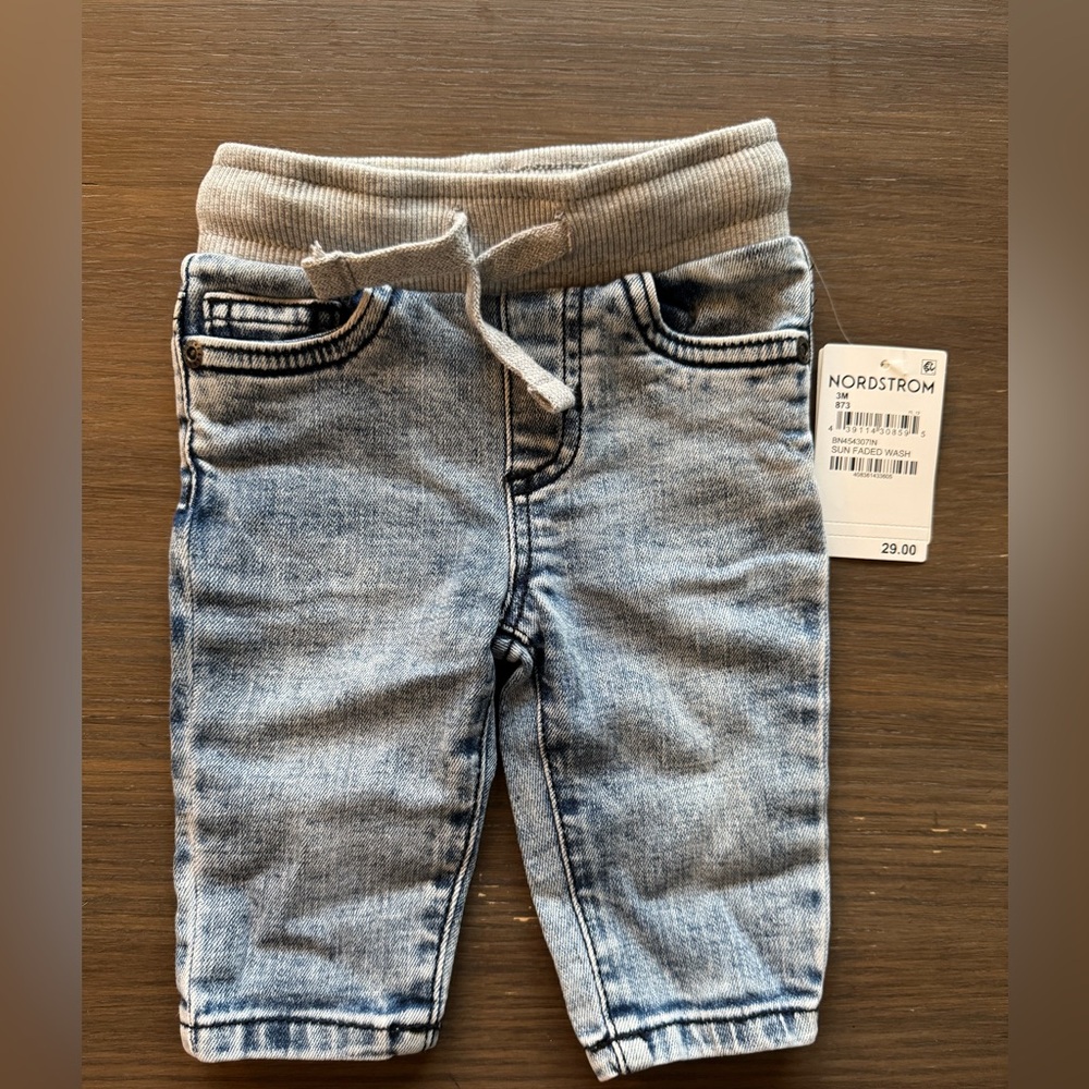 Tucker + Tate denim jogger sweatpants
3M, NWT